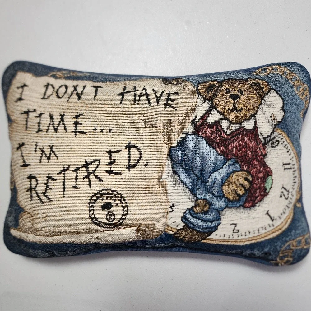 VTG Boyds Bears & Friend I Dont Have Time Im Retired Tapestry Accent Pillow Blue